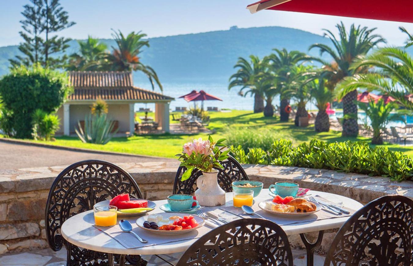 Bella Mare Hotel Kassiopi Exterior photo
