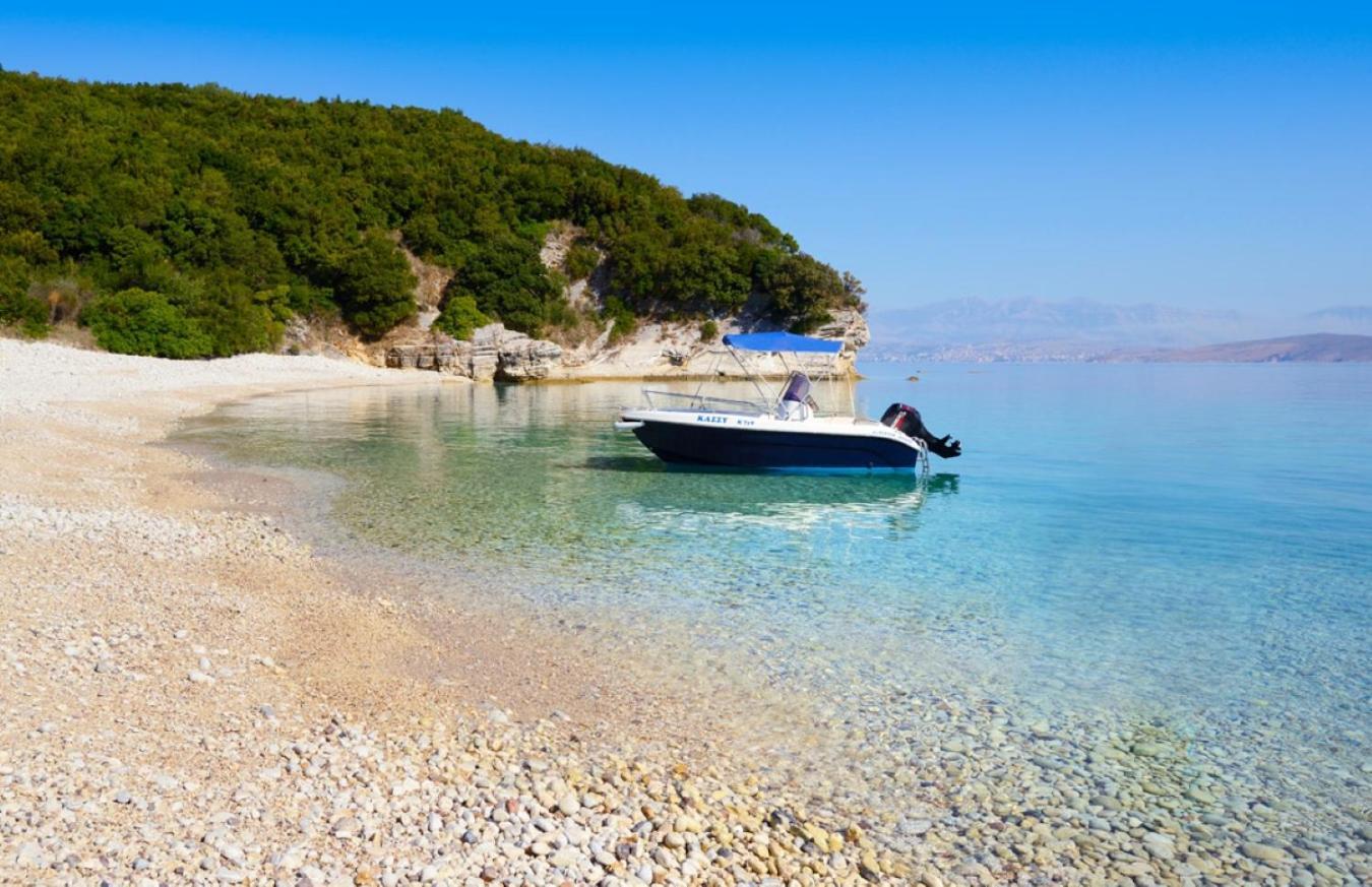 Bella Mare Hotel Kassiopi Exterior photo
